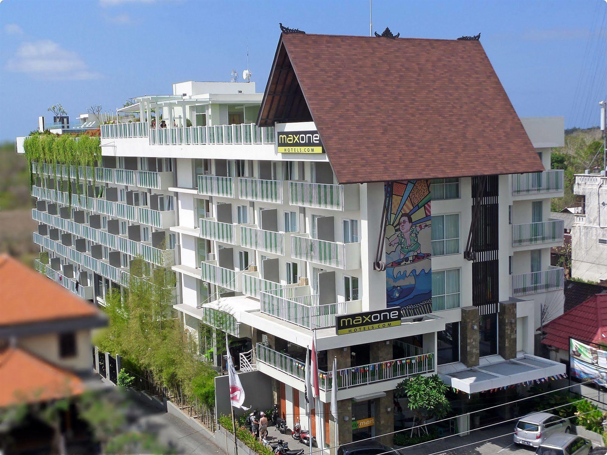 MaxOneHotels at Bukit Jimbaran Bagian luar foto